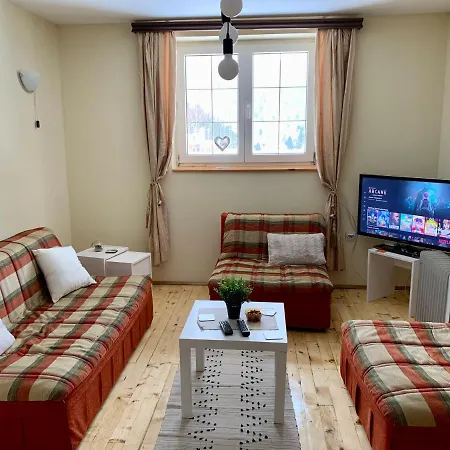 Ski-in & Ski-out, Filip - 30m From Gondola Brzece * Копаоник