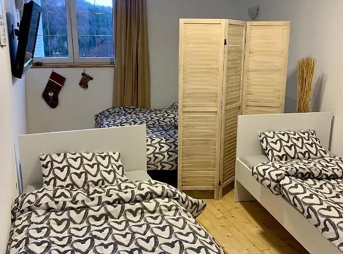 Ski-in & Ski-out, Filip - 30m From Gondola Brzece *