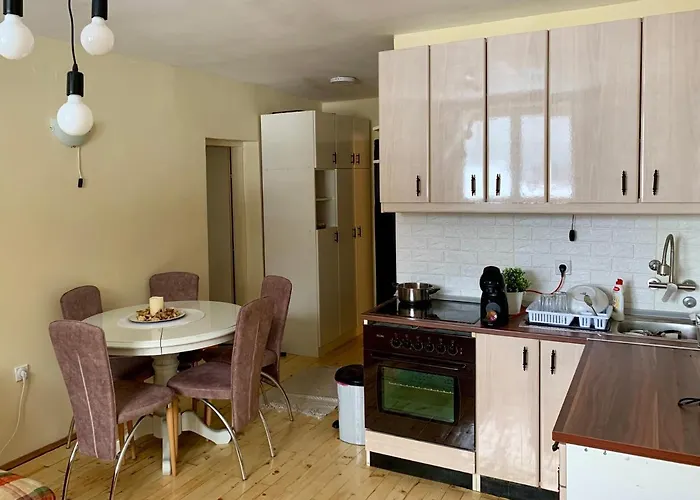 Ski-in & Ski-out, Filip - 30m From Gondola Brzece 아파트